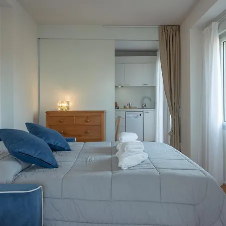 Santa Felicita Terrace Apartment *