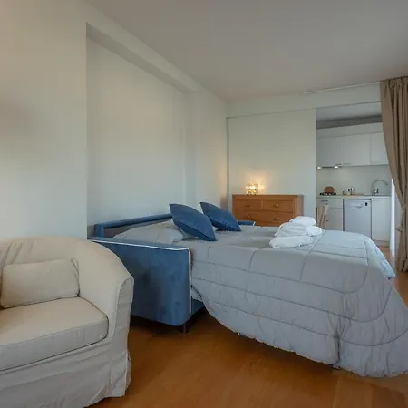 Apartment Santa Felicita Terrace